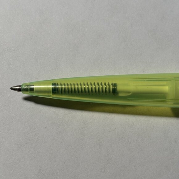 Schweppes Grape Soda Light Floaty Pen Pop Pours From Bottle to Glass Advertising - Picture 8 of 9